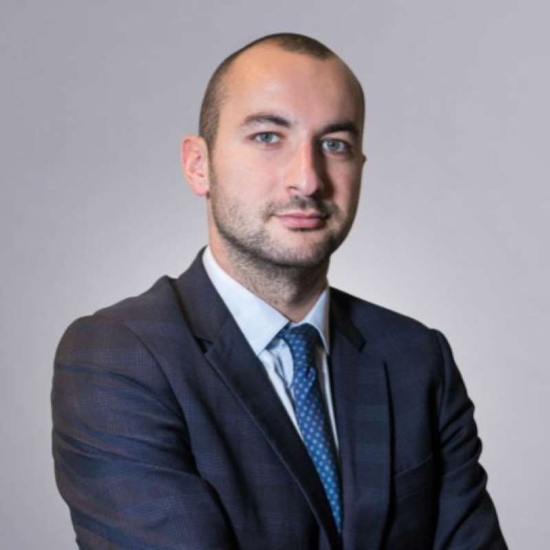 Quentin Ernoult, Finance Consult